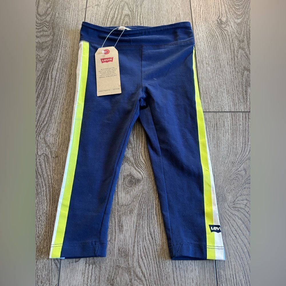 Levis girl leggings 2T NWT
